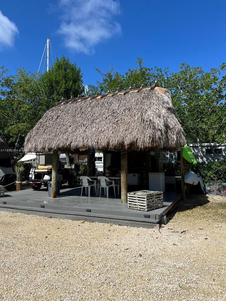 MANATEE BAY CLUB - Land