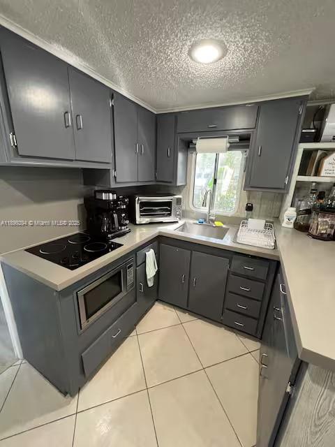 MANATEE BAY CLUB - Land