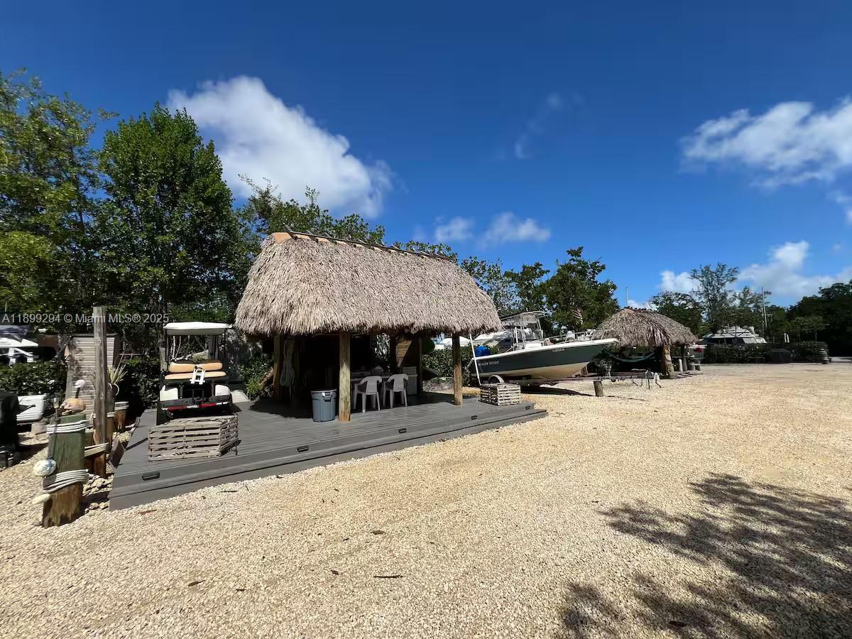 MANATEE BAY CLUB - Land