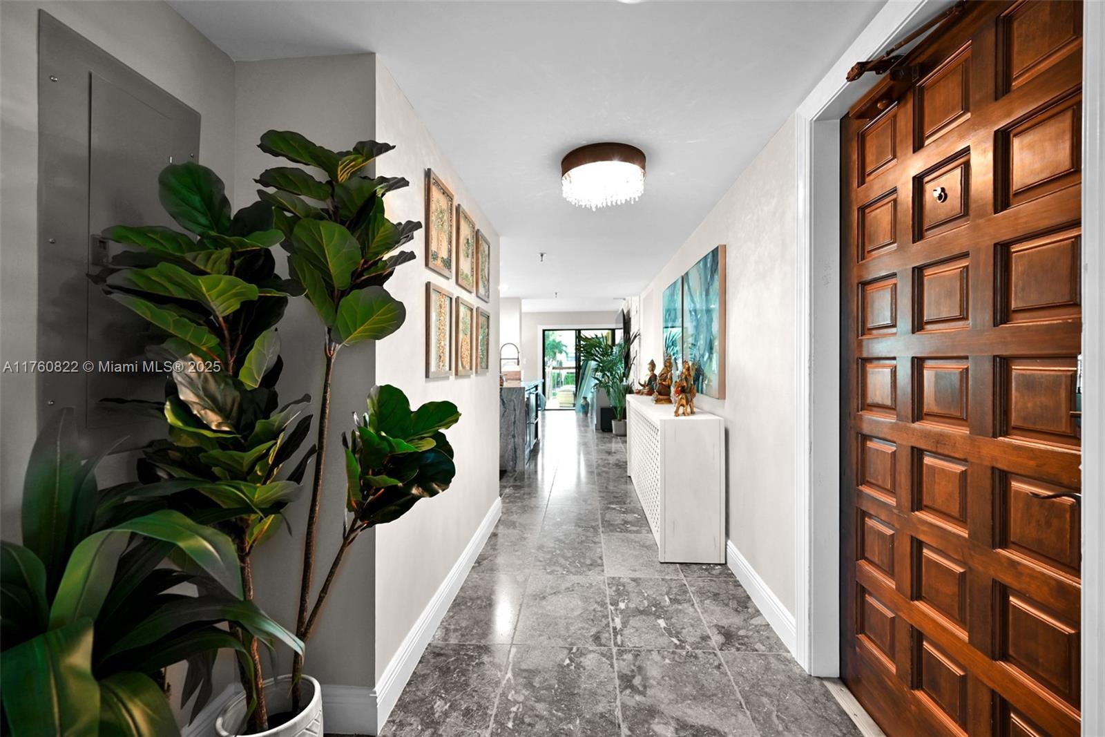 EVERGLADES OF NORTH PALM - Residential Lease