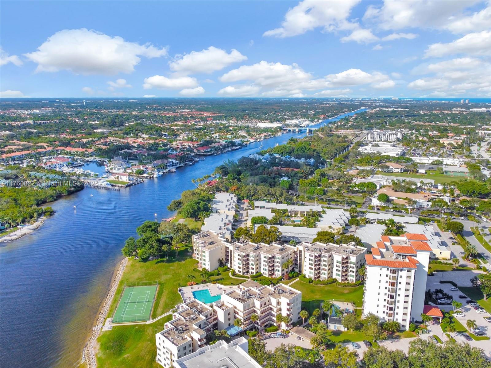 EVERGLADES OF NORTH PALM - Residential Lease