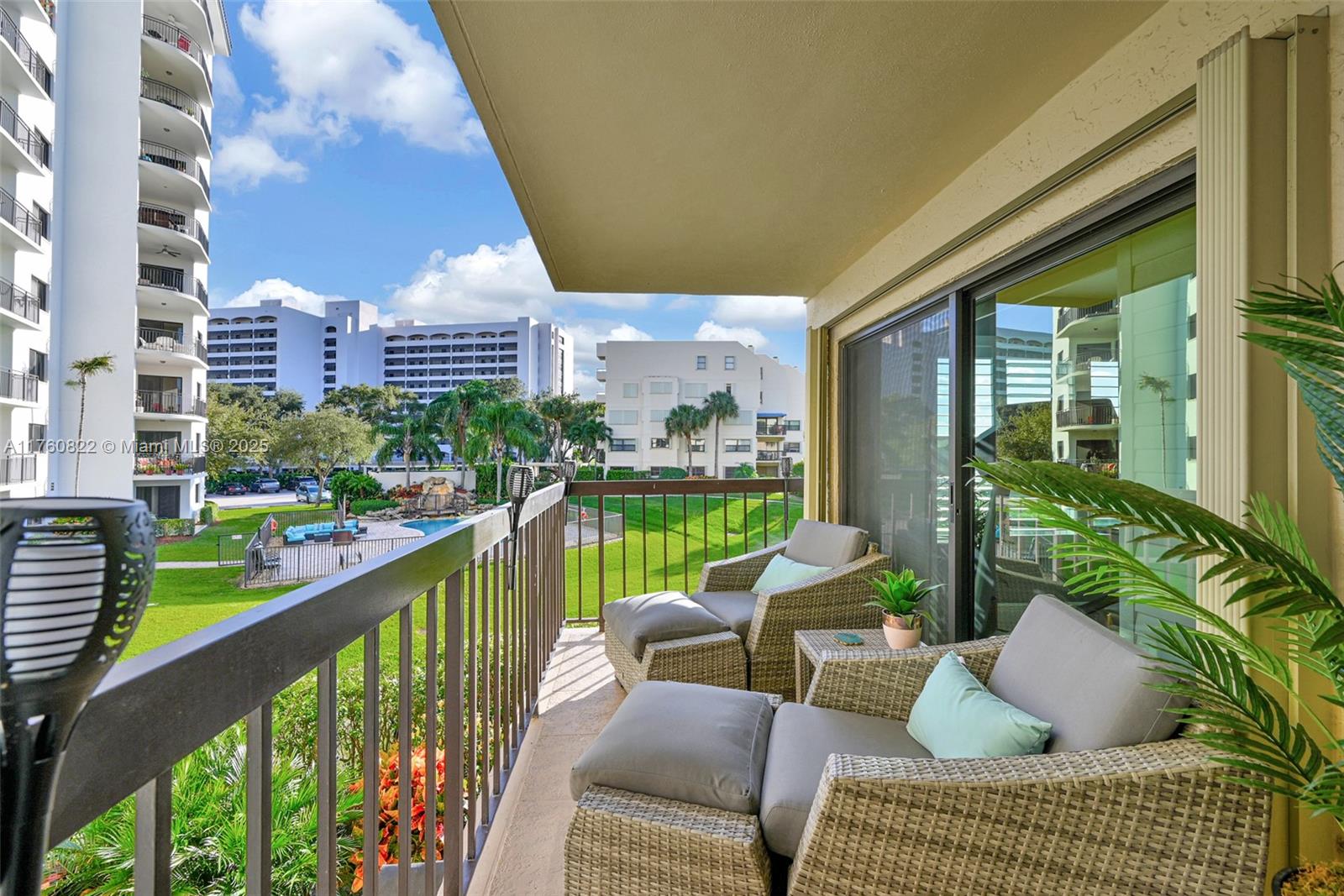 EVERGLADES OF NORTH PALM - Residential Lease