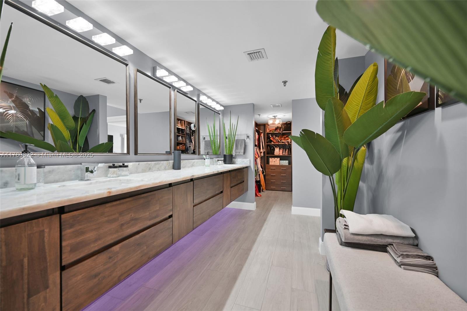 EVERGLADES OF NORTH PALM - Residential Lease