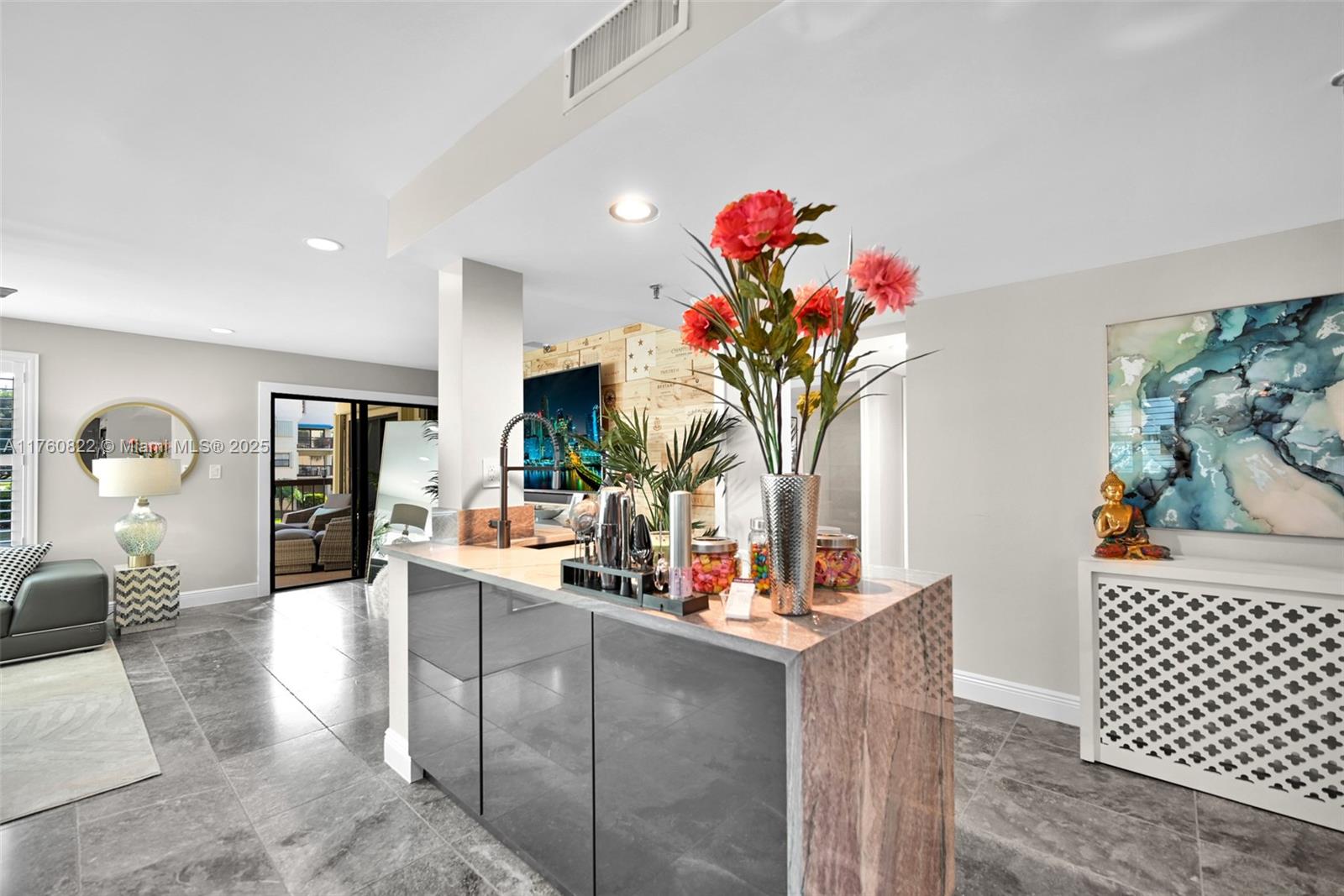 EVERGLADES OF NORTH PALM - Residential Lease