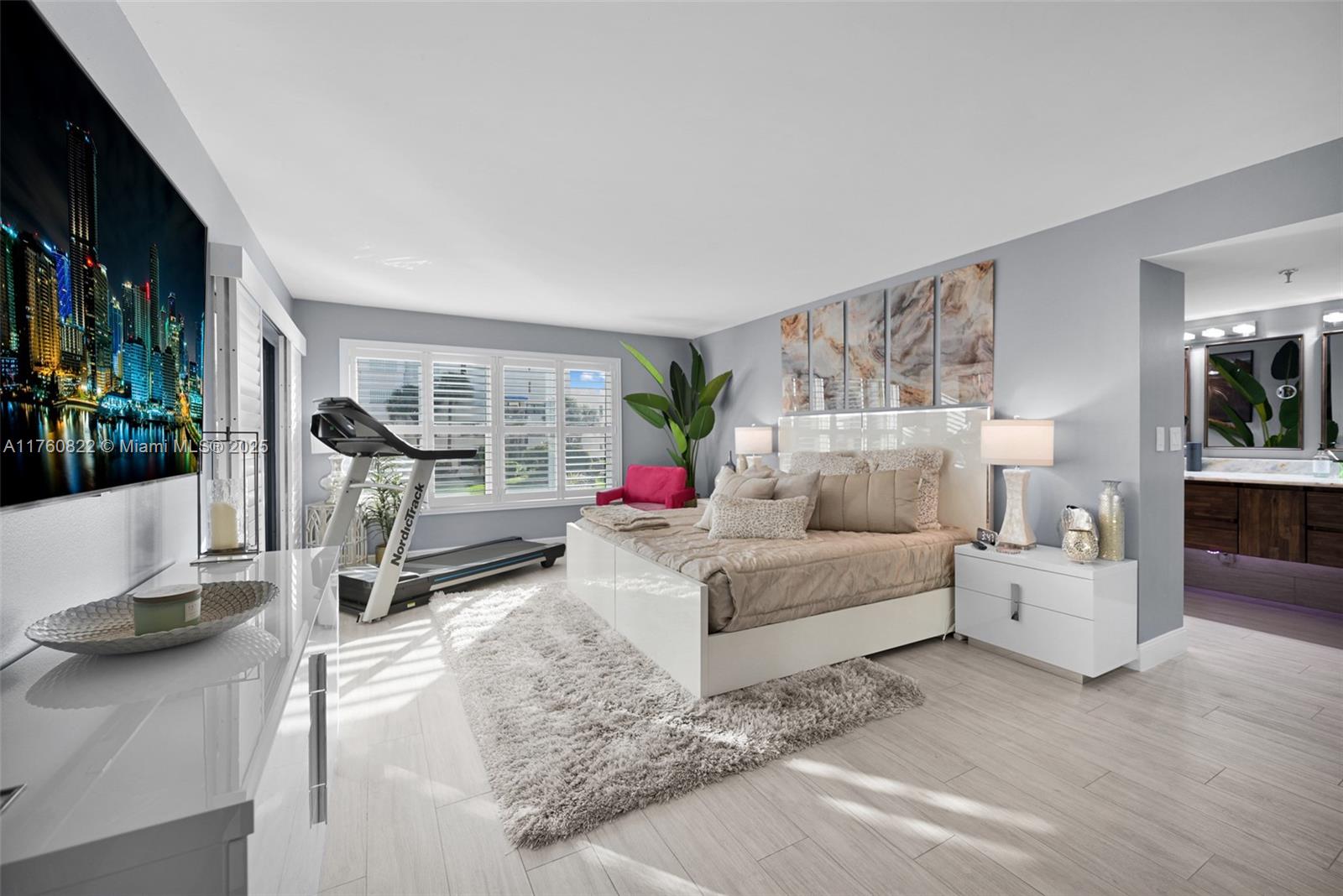 EVERGLADES OF NORTH PALM - Residential Lease