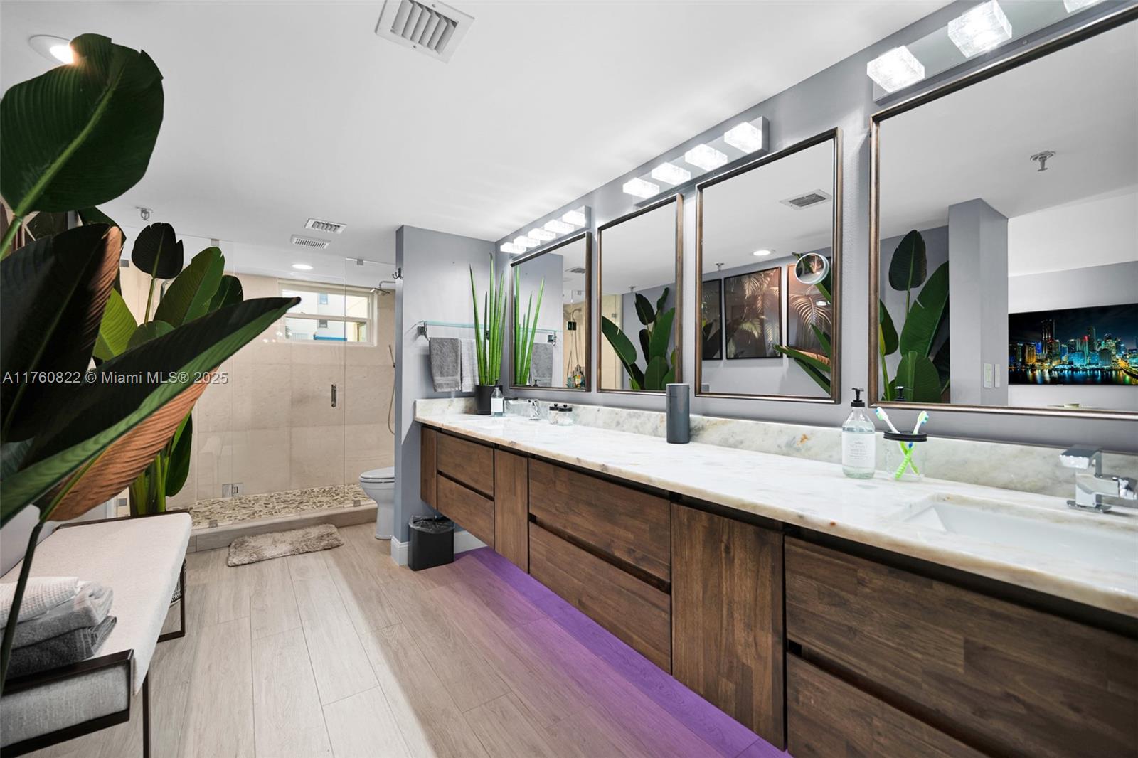 EVERGLADES OF NORTH PALM - Residential Lease