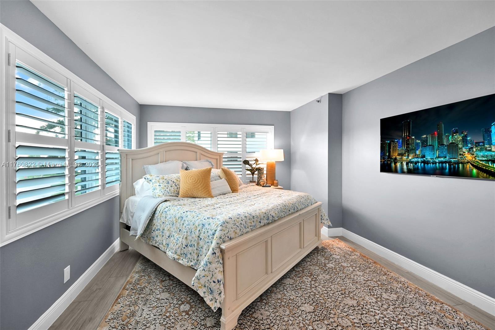 EVERGLADES OF NORTH PALM - Residential Lease