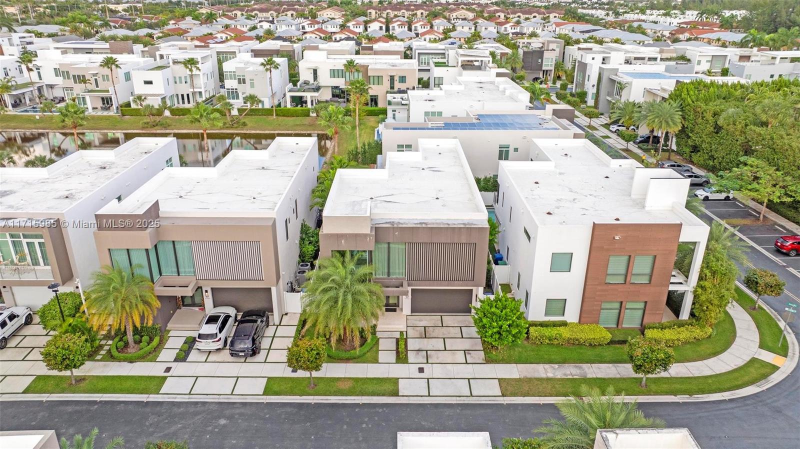 GRAND FLORIDIAN ESTATES - Residential