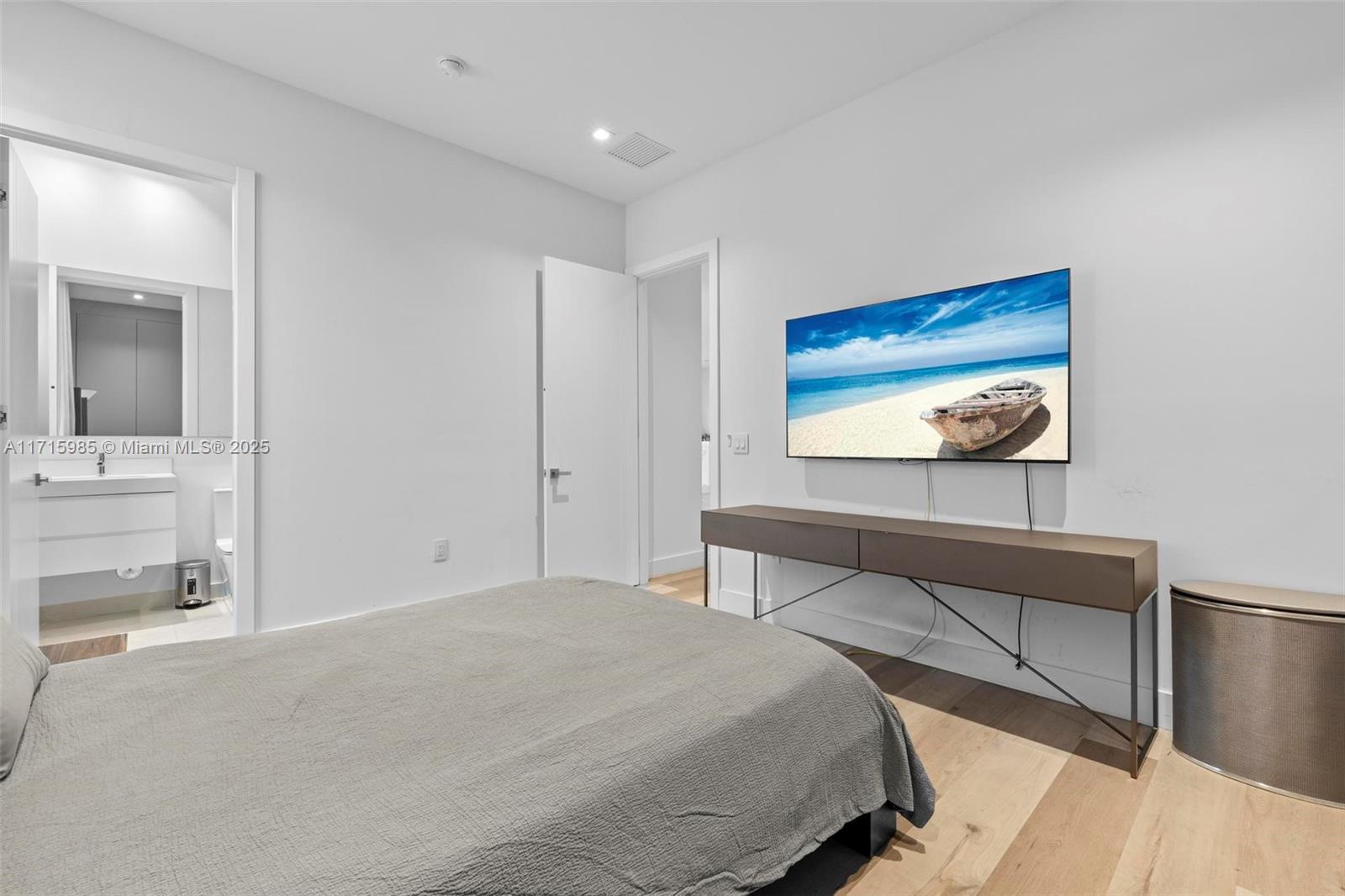 GRAND FLORIDIAN ESTATES - Residential