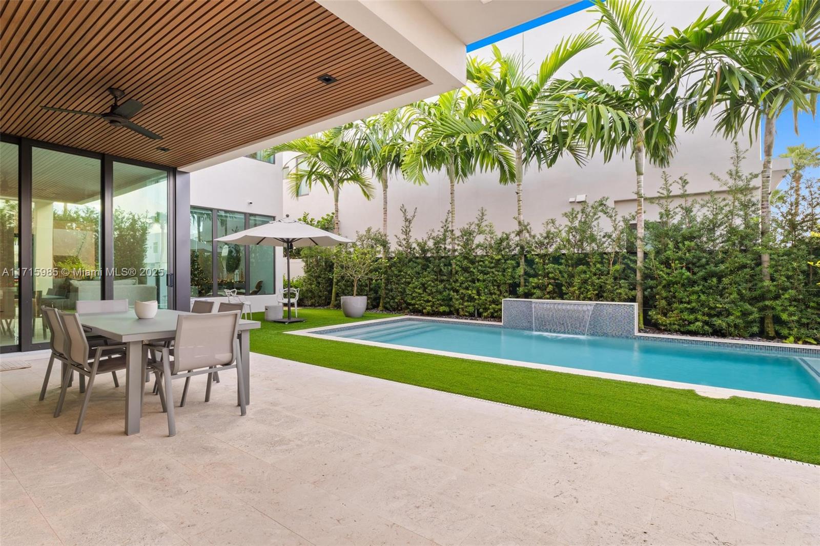 GRAND FLORIDIAN ESTATES - Residential