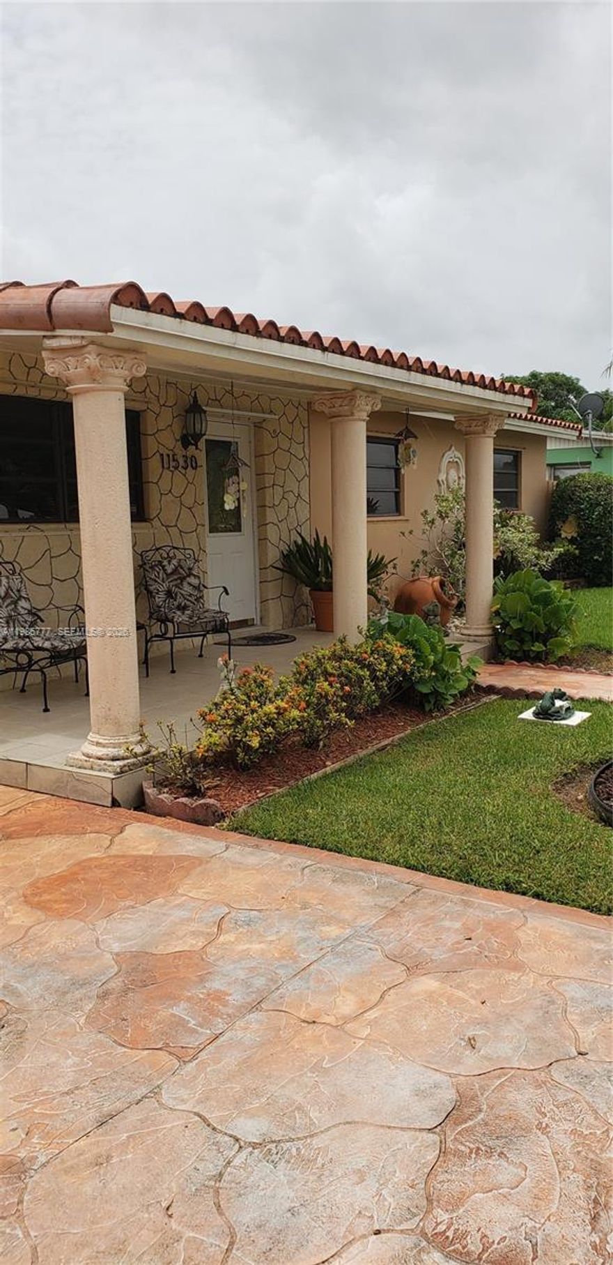 3 bed 2 bath with no HOA. Tiled throughout, new roof, new AC, covered parking and more. Vacant and easy to show.