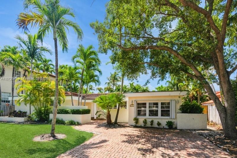 Property for Sale at 760 Allendale Rd Rd, Key Biscayne, Miami-Dade County, Florida - Bedrooms: 4 
Bathrooms: 3  - $2,950,000