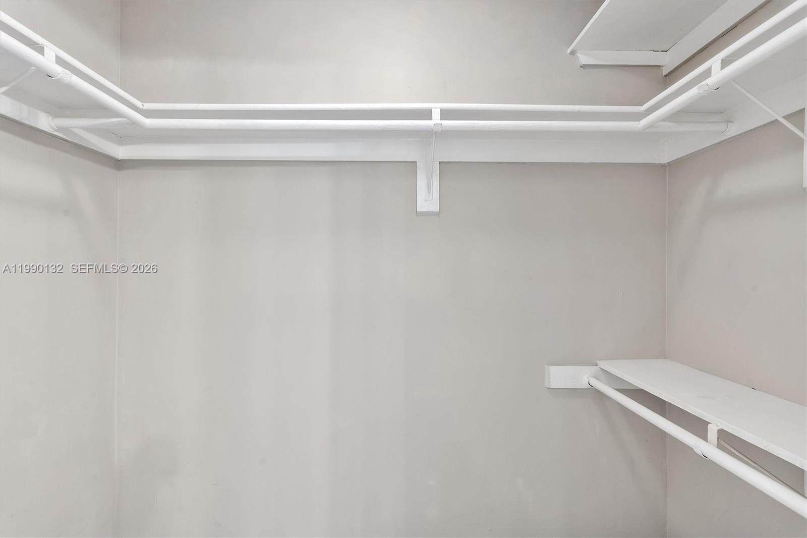 CARIBBEAN BREEZE CONDO - Residential