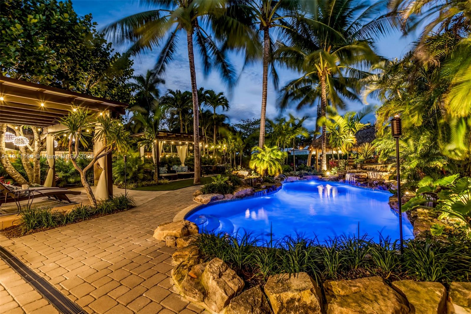 RIVER RIDGE - Residential