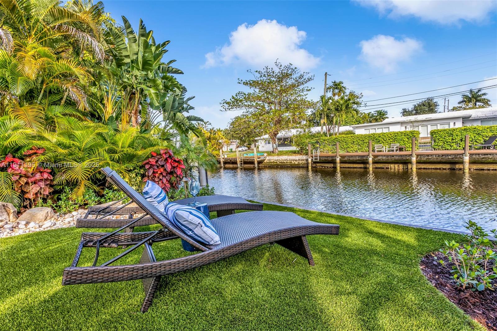 RIVER RIDGE - Residential