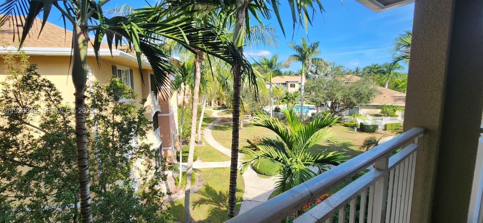 VILLAS AT EMERALD DUNES C - Residential Lease