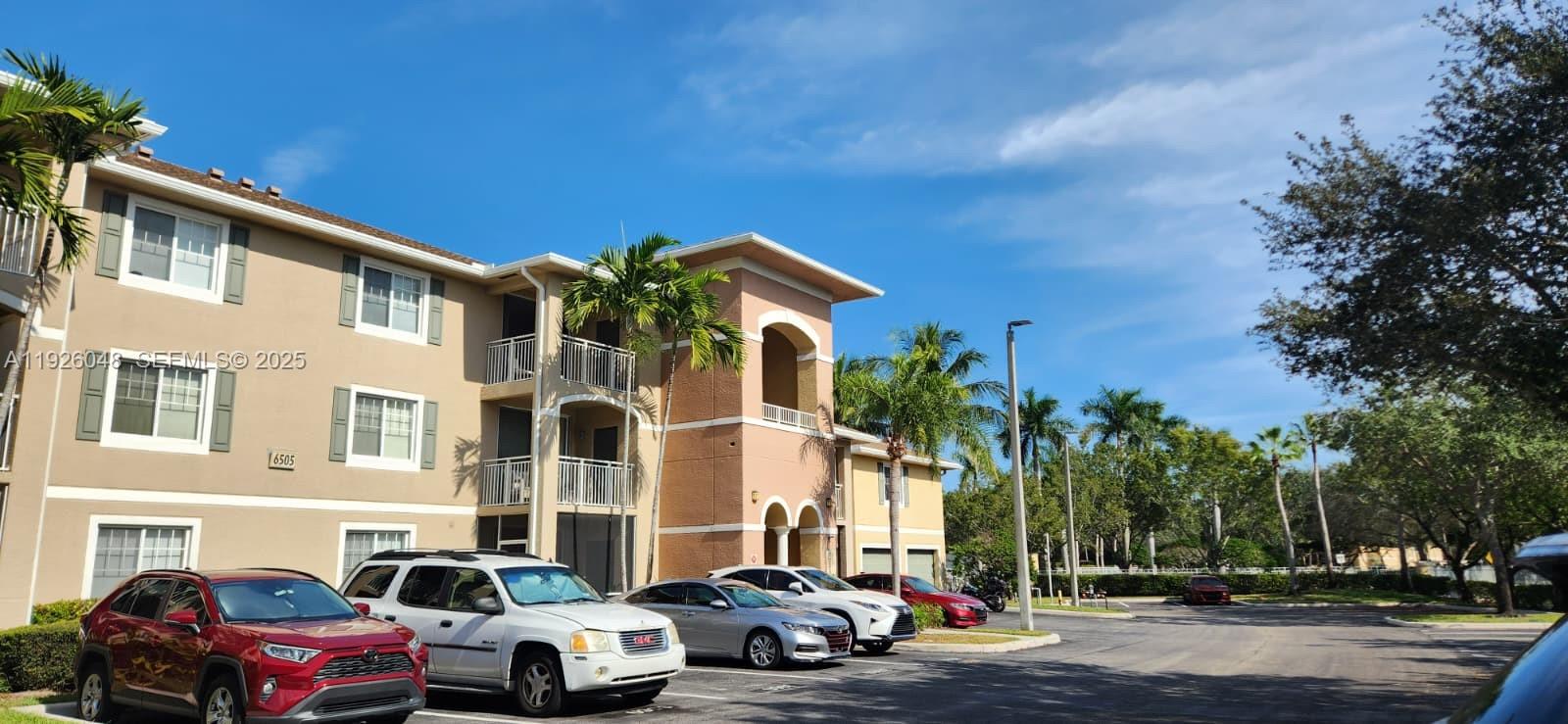 VILLAS AT EMERALD DUNES C - Residential Lease