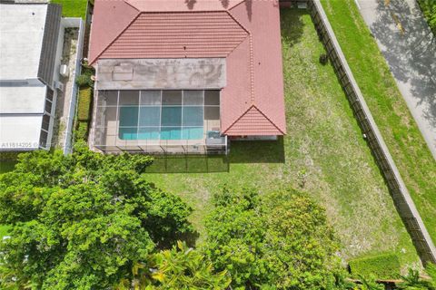 Single Family Residence in Hollywood FL 3800 36th Ave 3.jpg