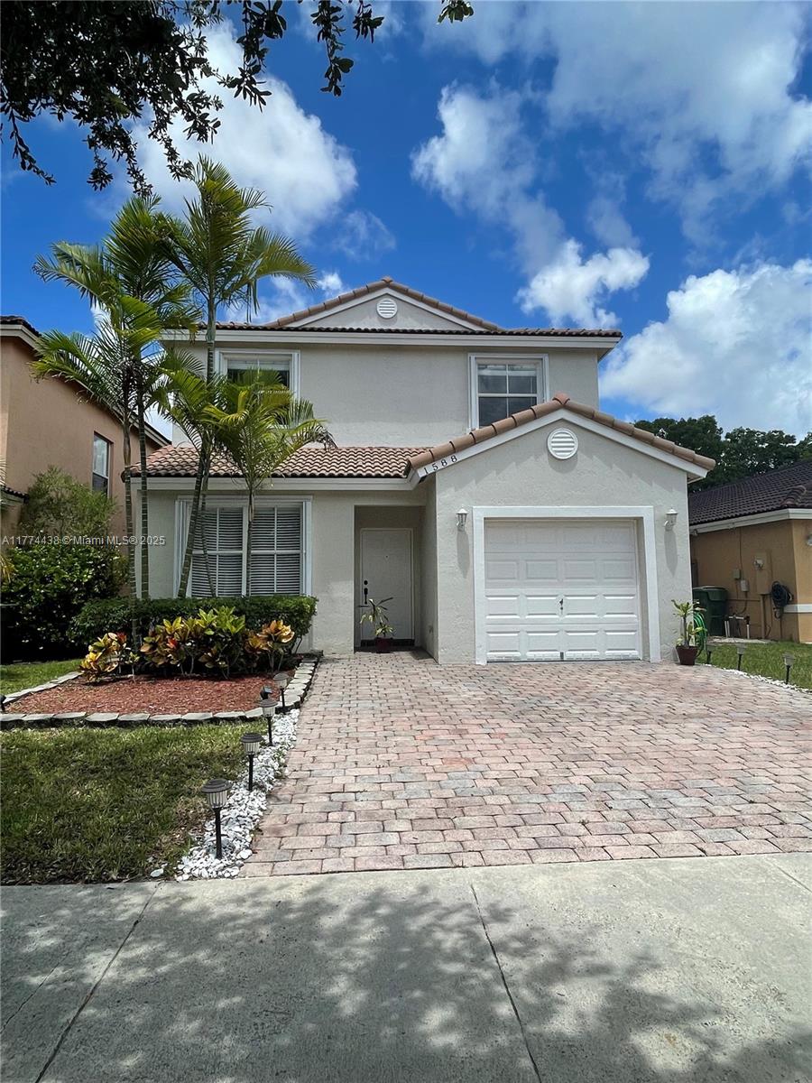 1588 Se 20th Pl, Homestead, Miami-Dade County, Florida - 3 Bedrooms  
2 Bathrooms - 