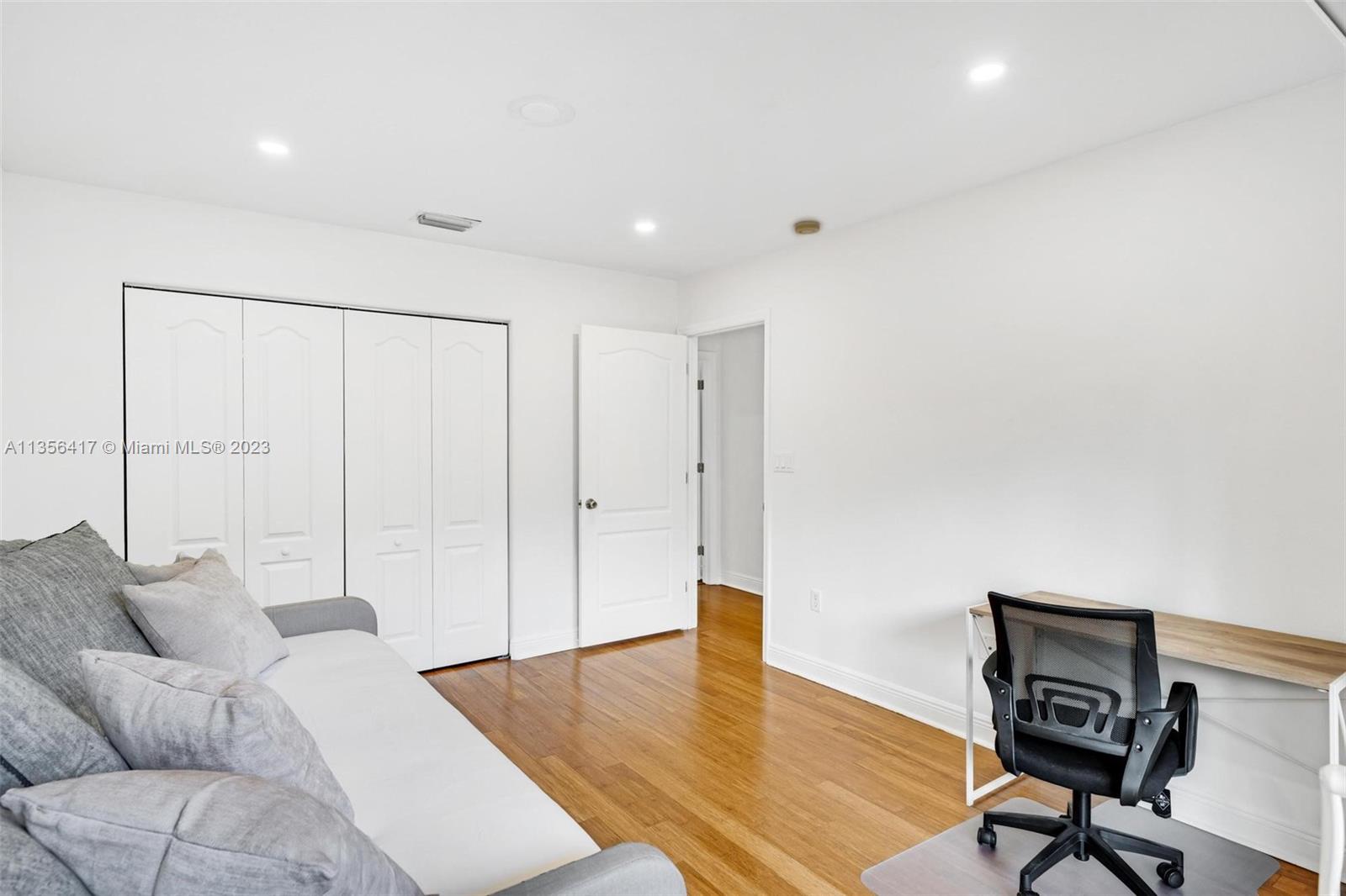 30TH COURT CONDO - Residential Lease