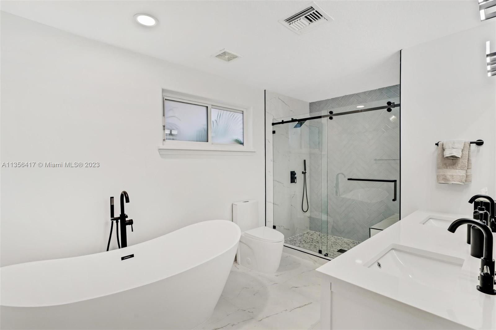 30TH COURT CONDO - Residential Lease