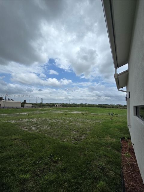 Tiny photo for 19860 Skyhawk Ln, Loxahatchee, FL 33470 (MLS # A12020151)