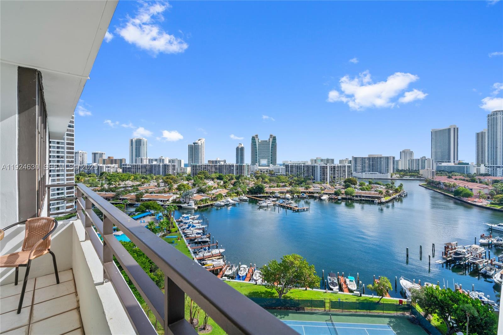 OLYMPUS CONDO - Residential