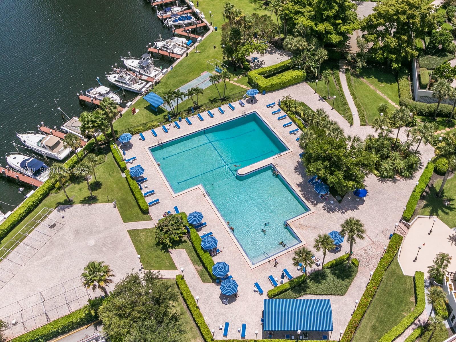 OLYMPUS CONDO - Residential