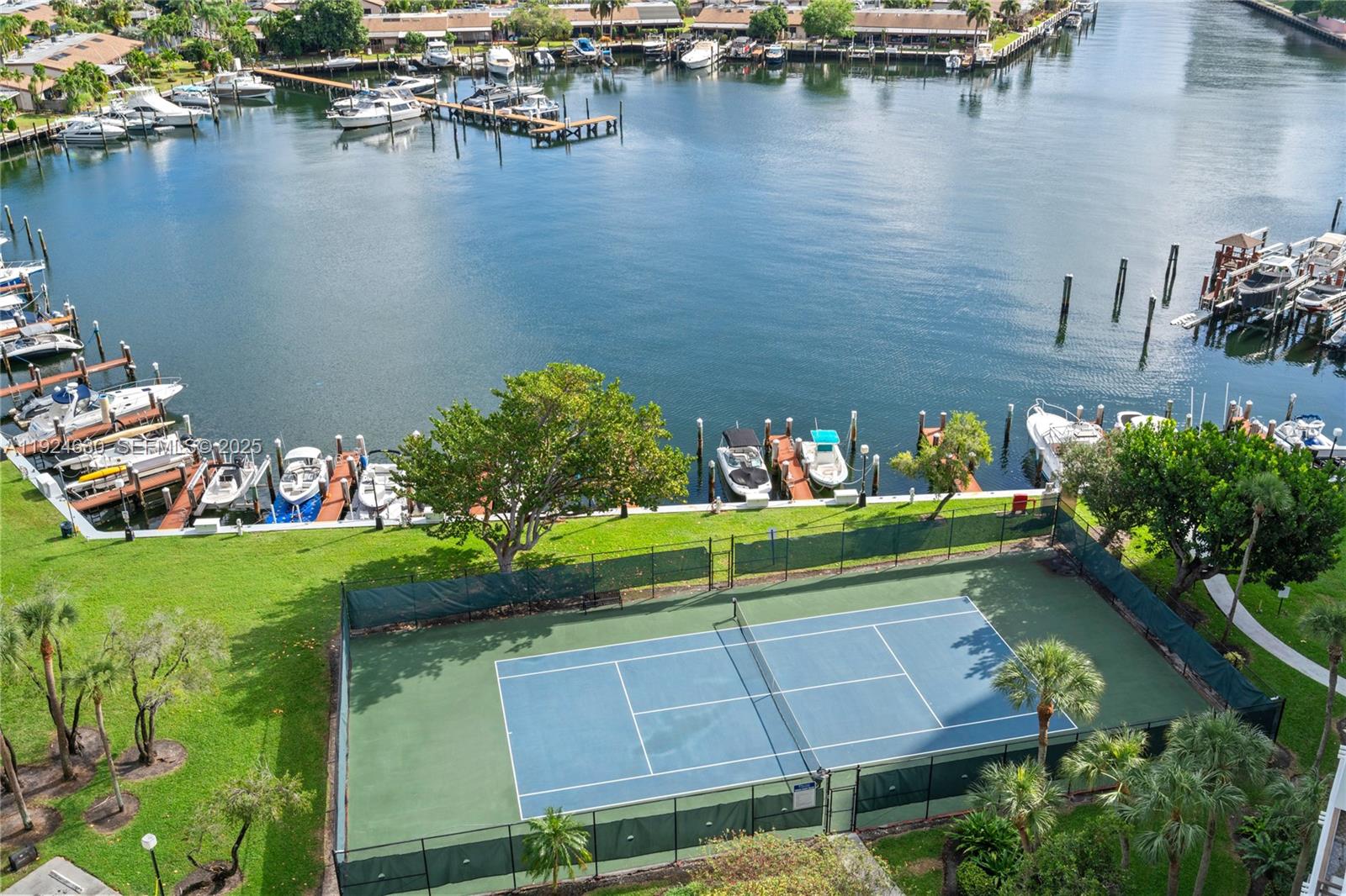 OLYMPUS CONDO - Residential