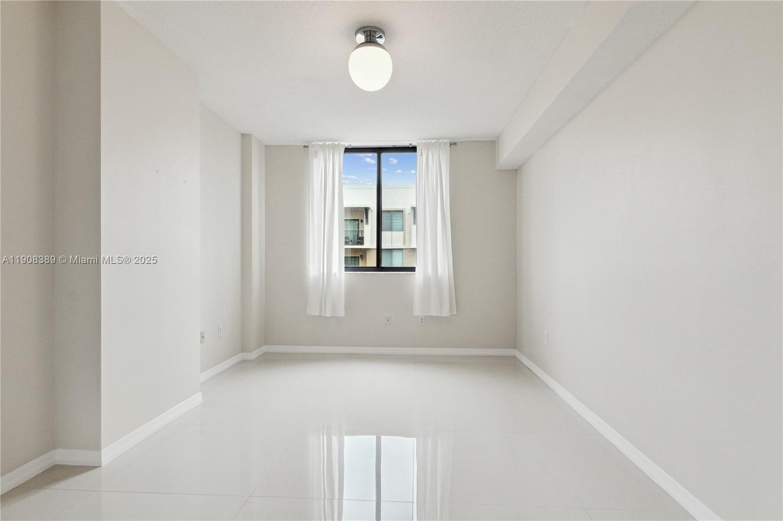 KEYSTONE VILLAS CONDO - Residential