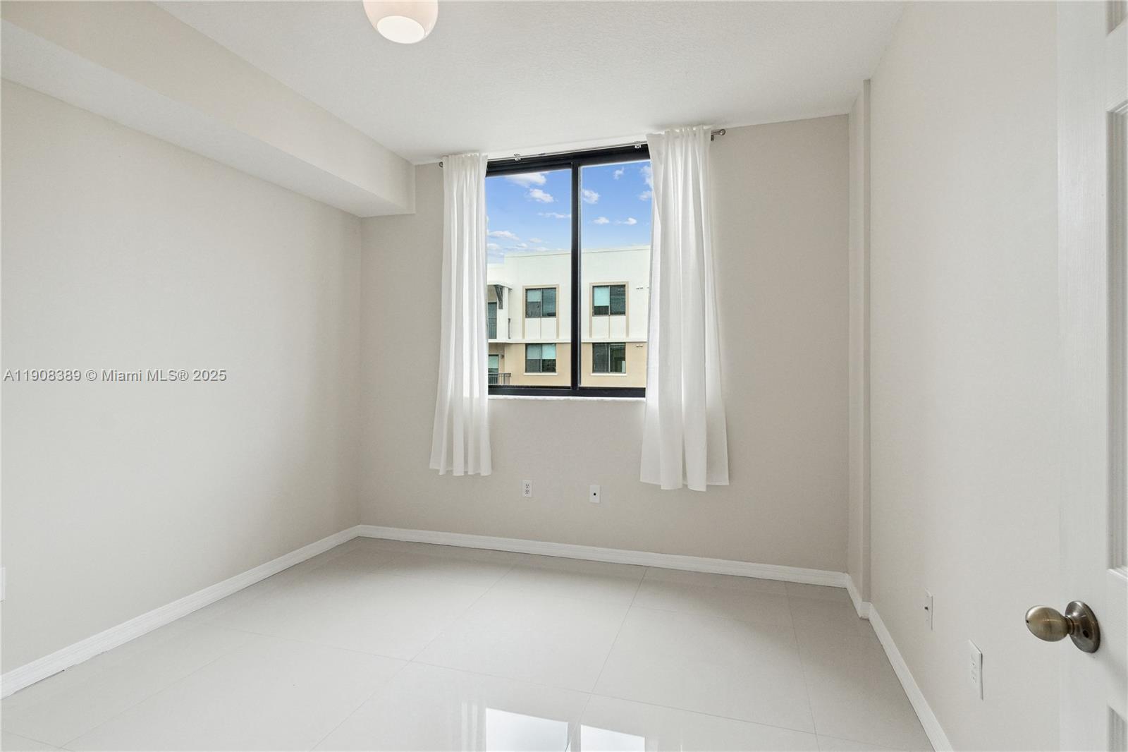 KEYSTONE VILLAS CONDO - Residential