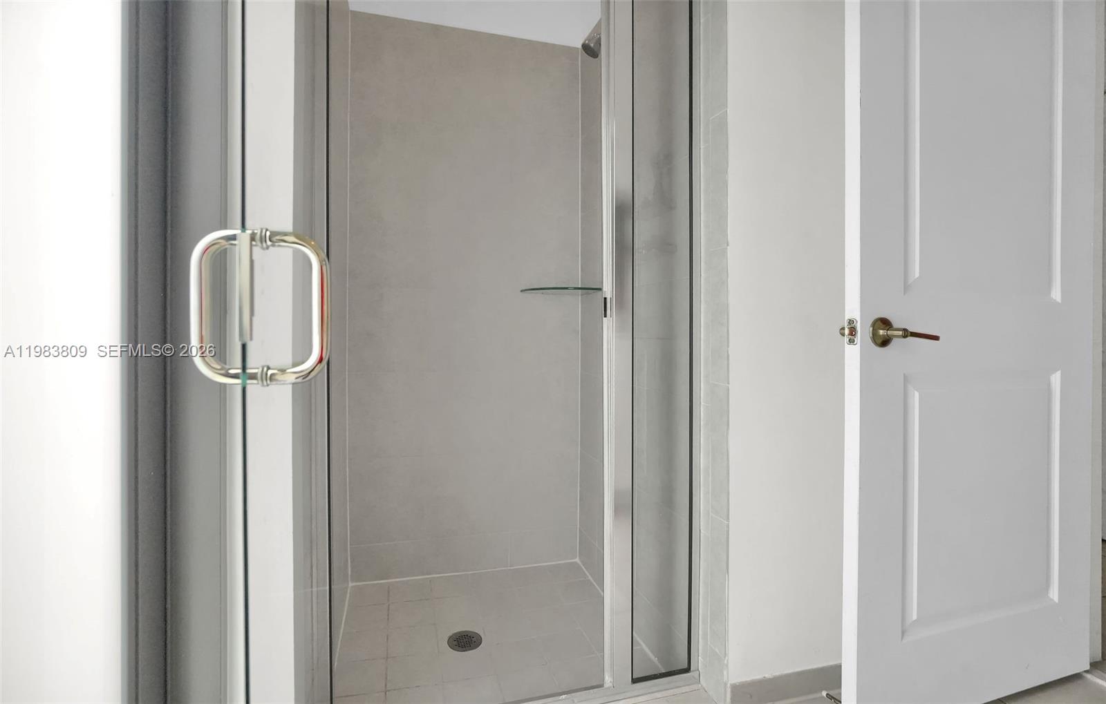 PINE ISLE - Residential