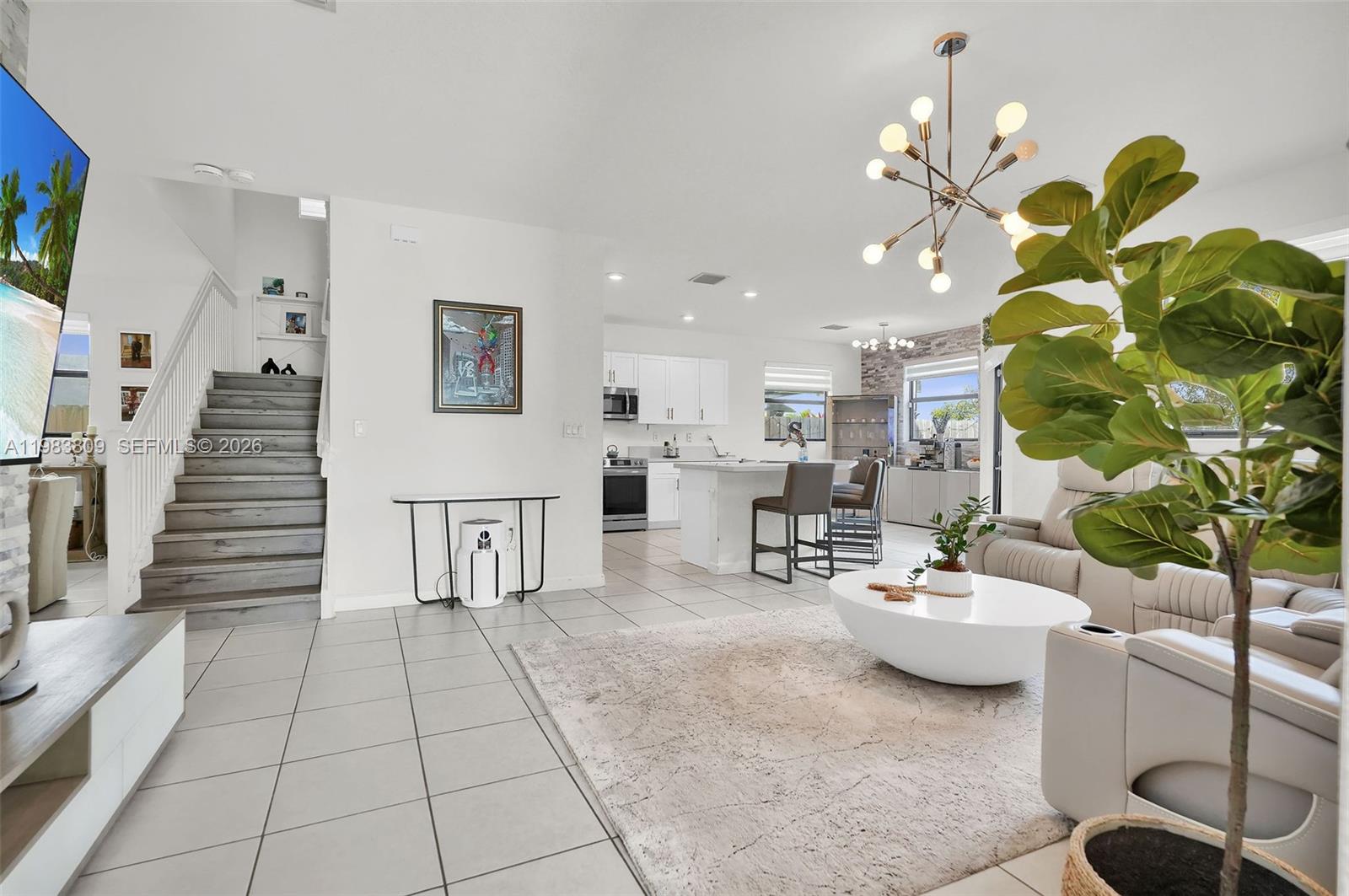 PINE ISLE - Residential