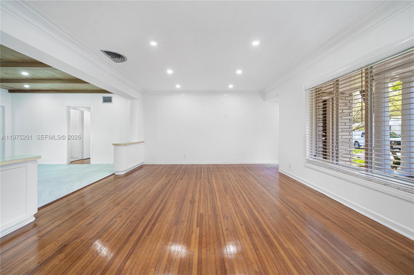 C GAB COUNTRY CLUB SEC 5 - Residential Lease