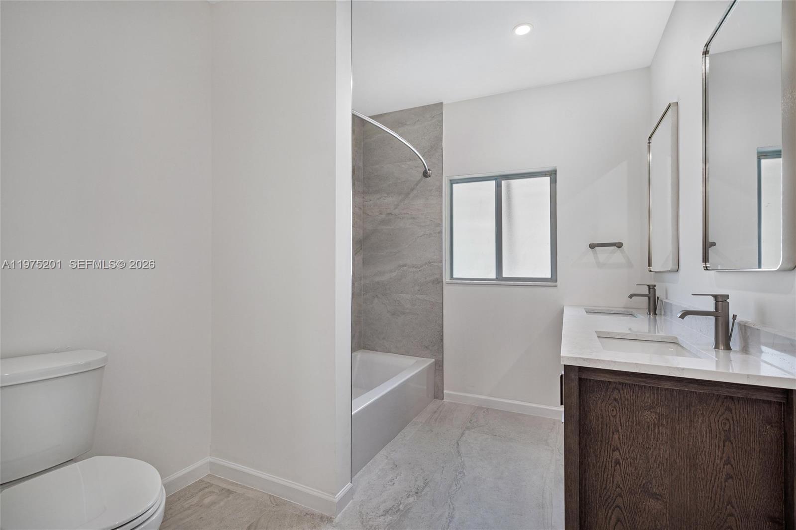 C GAB COUNTRY CLUB SEC 5 - Residential Lease