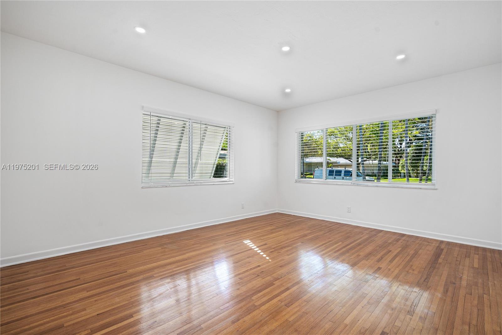 C GAB COUNTRY CLUB SEC 5 - Residential Lease