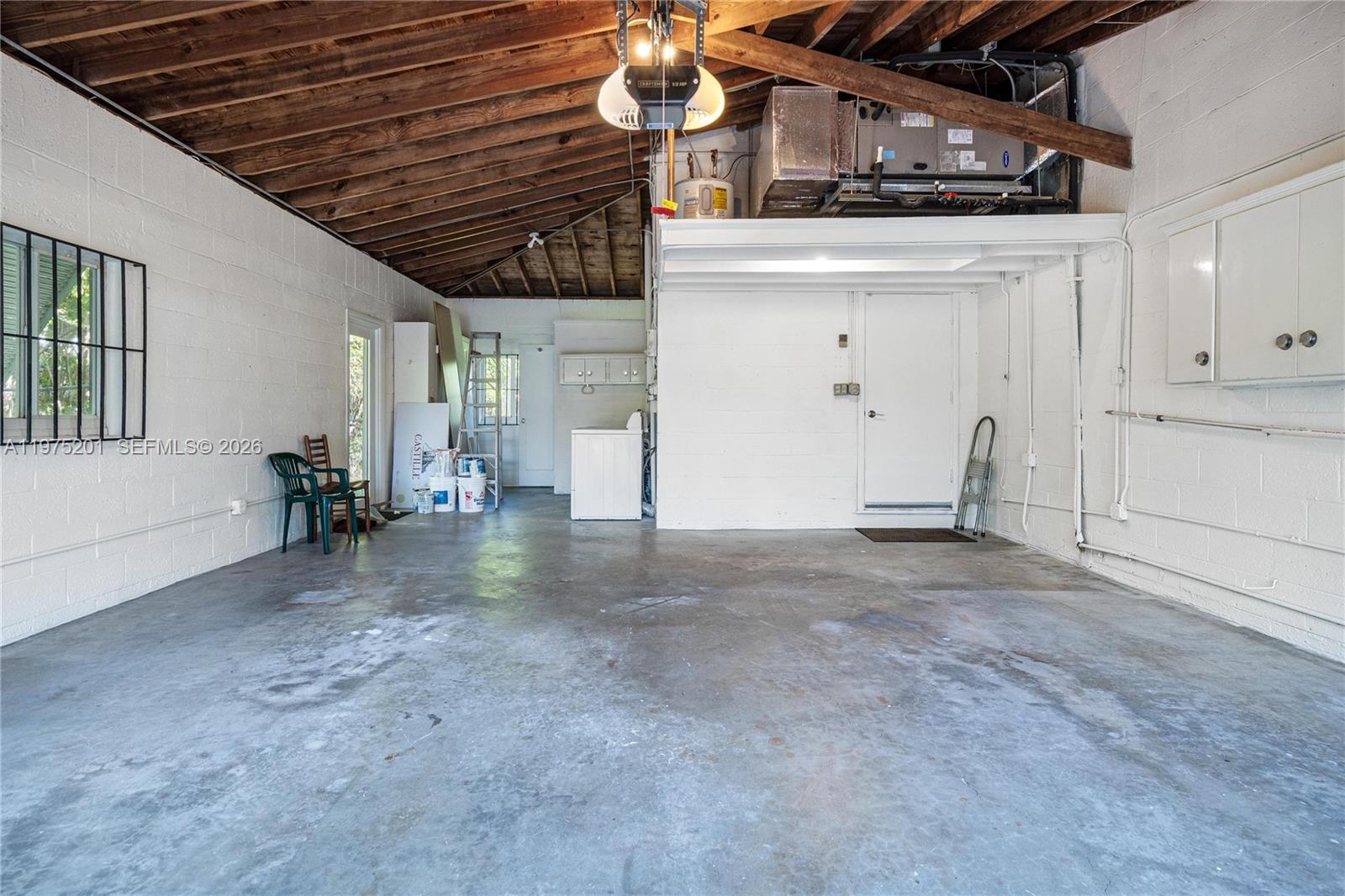 C GAB COUNTRY CLUB SEC 5 - Residential Lease