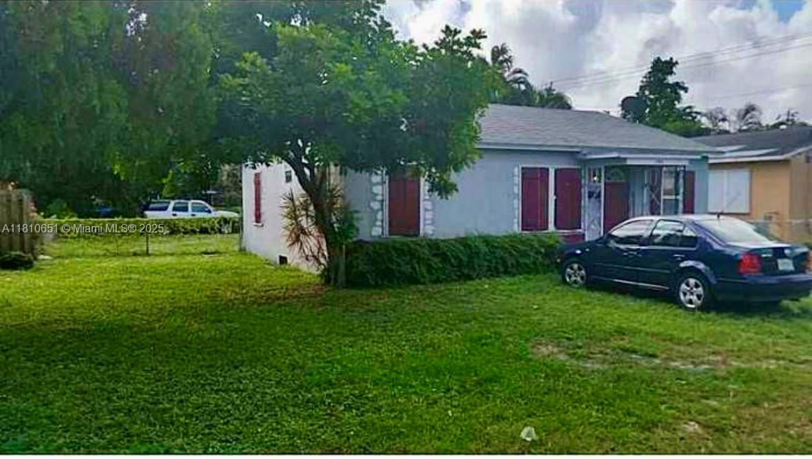 1958 Thomas St 1958, Hollywood, Broward County, Florida - 2 Bedrooms  
1 Bathrooms - 