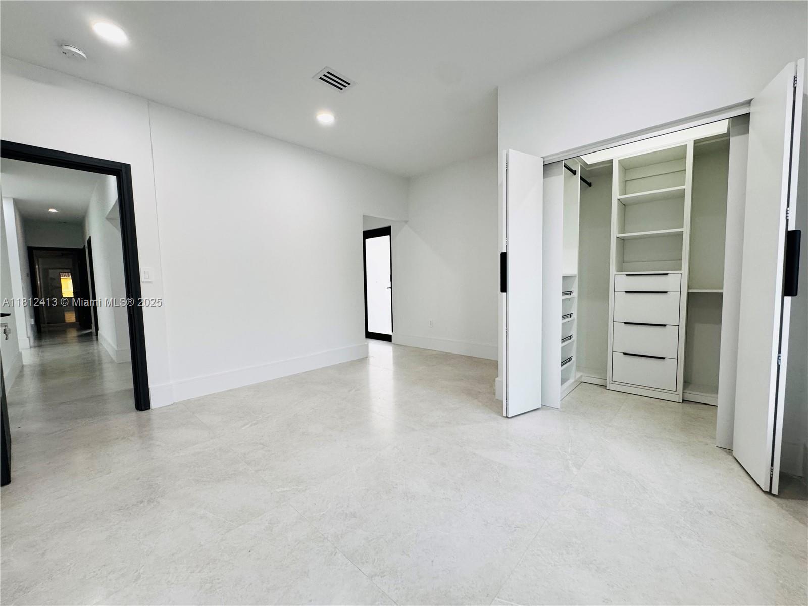 BLACK CREEK ESTATES - Residential