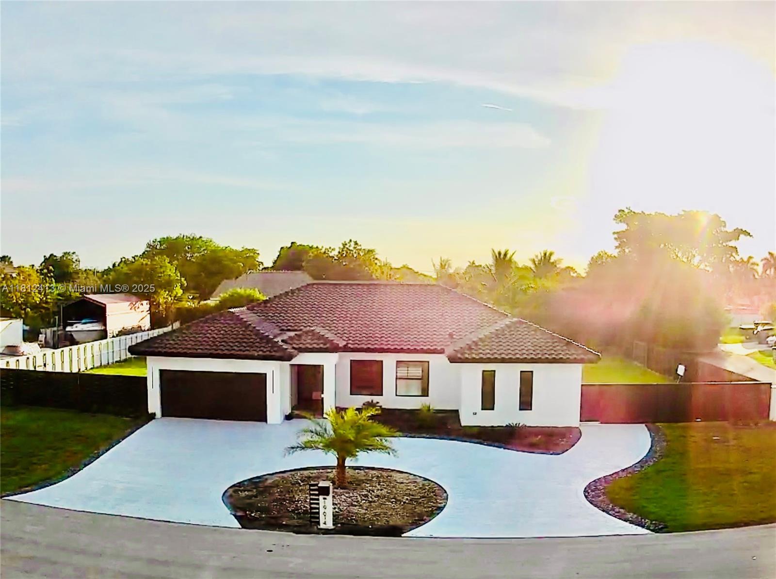 Property for Sale at 19614 Sw 133rd Ct, Miami, Broward County, Florida - Bedrooms: 5 
Bathrooms: 3  - $1,120,000