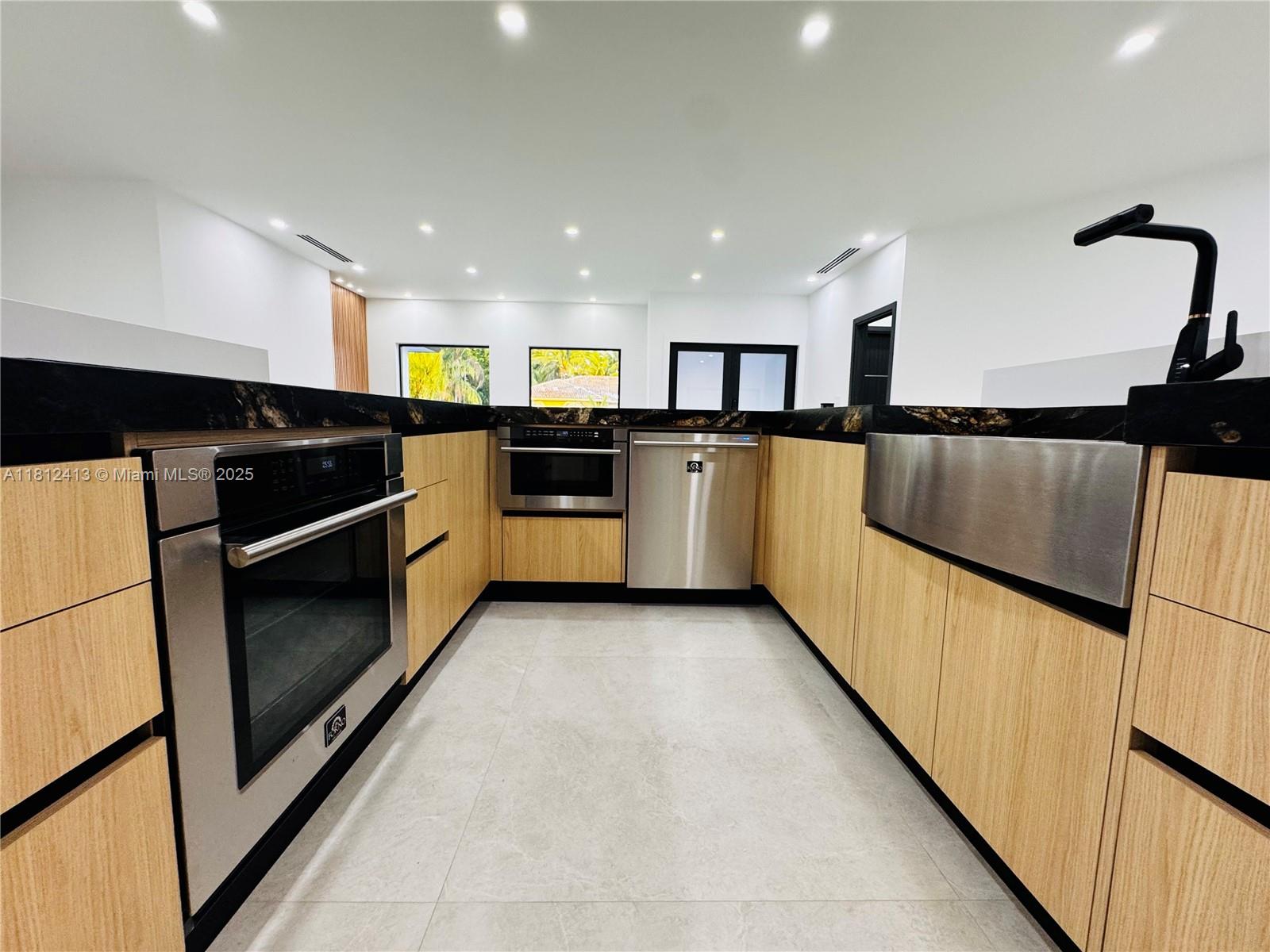 BLACK CREEK ESTATES - Residential