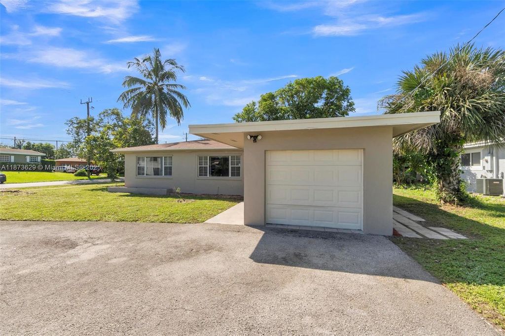 Photo of 4200 NW 2nd St, Plantation, FL 33317 (MLS # A11873629)