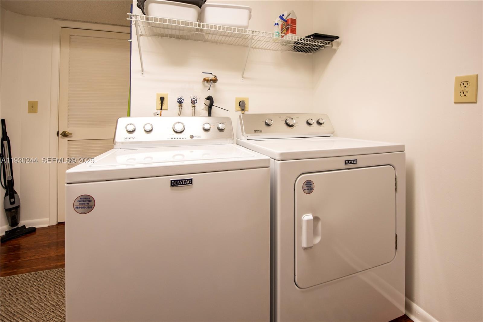 LAKES OF CARRIAGE HILLS - Residential