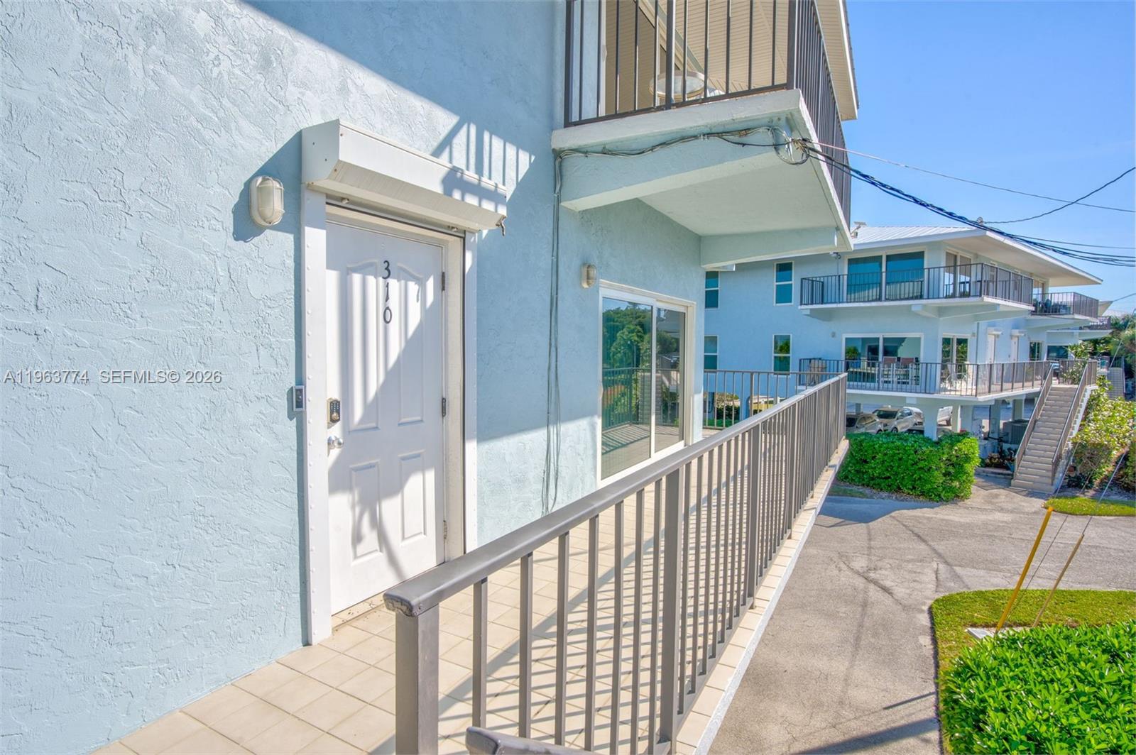 GULFPOINTE I & II - Residential