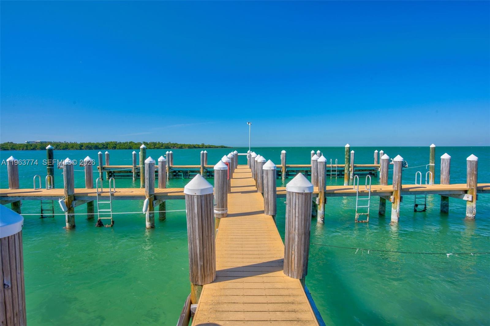 GULFPOINTE I & II - Residential