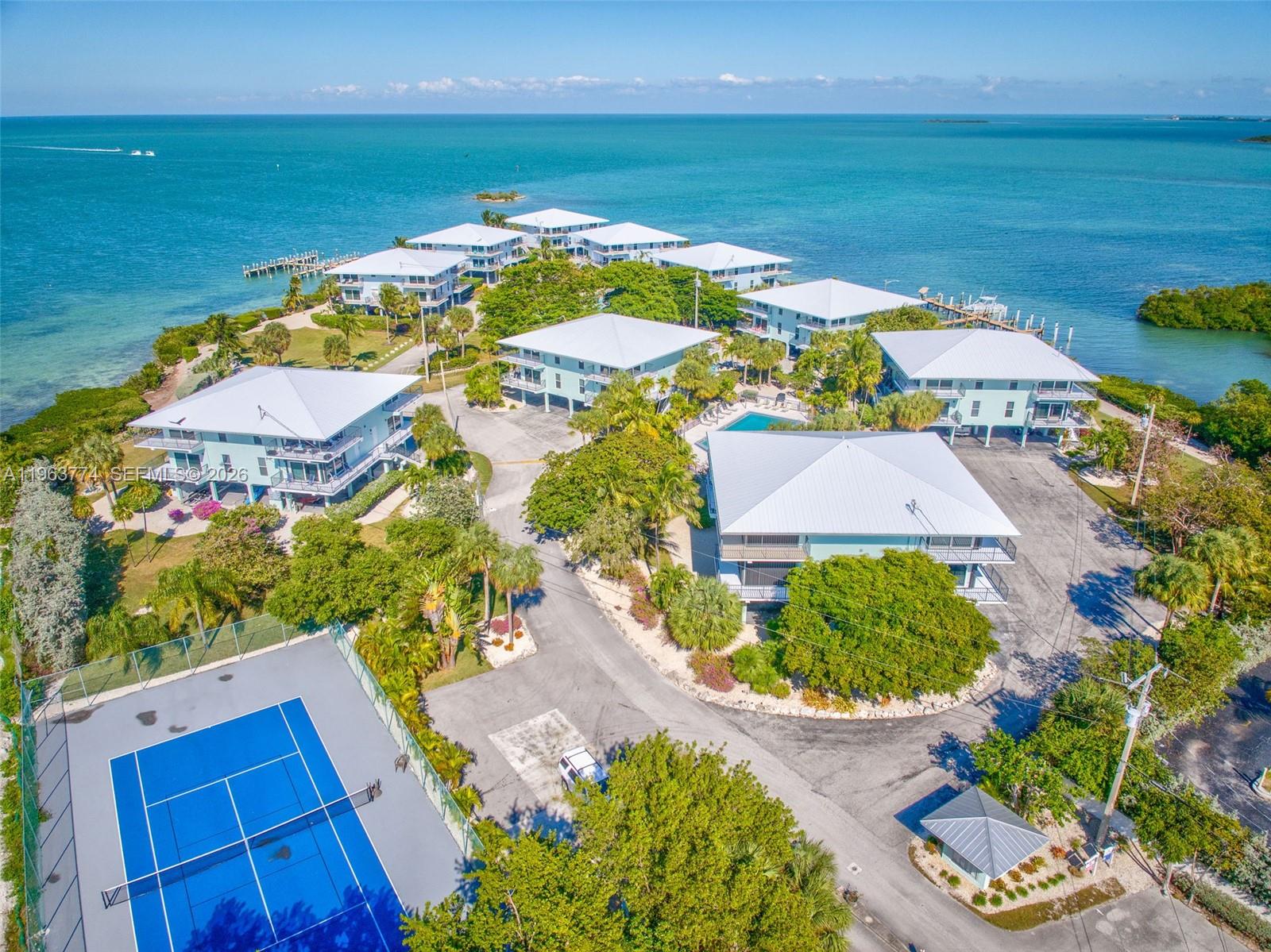 GULFPOINTE I & II - Residential