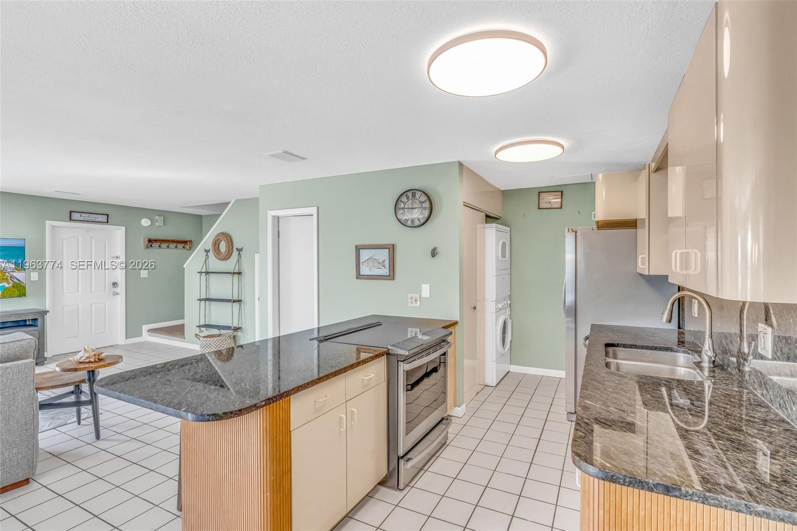 GULFPOINTE I & II - Residential