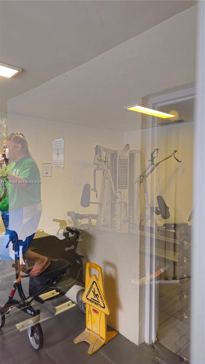 YOLANDA VILLAS CONDO - Residential Lease