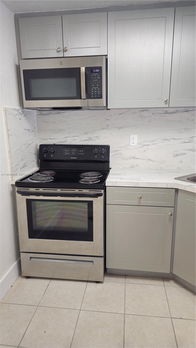 YOLANDA VILLAS CONDO - Residential Lease