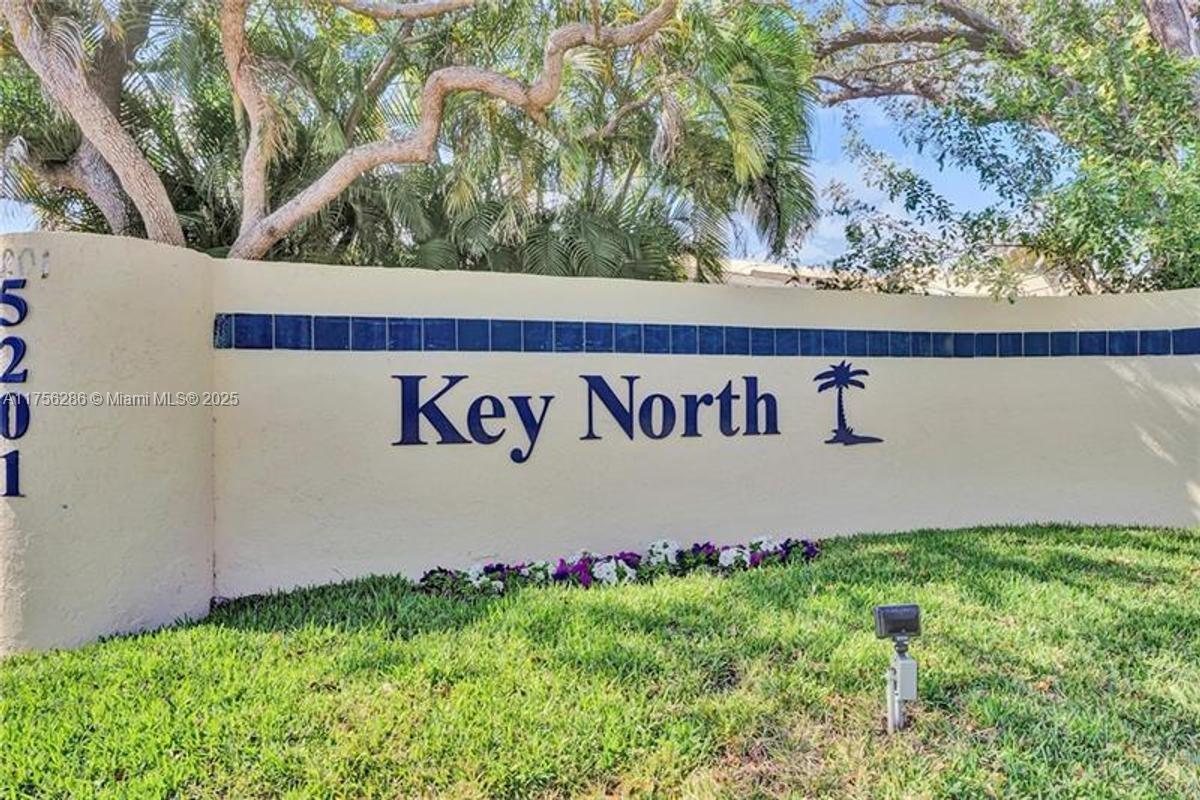 Stunning Villa/Townhome located in the heart of Hollywood! This spacious unit boasts soaring vaulted ceilings. The kitchen consists of stainless steel appliances, brand-new quartz countertops. The home features 4 bedrooms, each with ample closet space and 2 full bathrooms. The expansive master suite includes a walk-in closet, with master bath. Enjoy outdoor living with water view. The unit comes with a washer and dryer for your convenience. Situated in the highly sought-after "Key North" community, a peaceful and family-friendly neighborhood, you'll be just moments away from houses of worship, Publix, dining, the Hard Rock, major highways, and more. Plus, enjoy access to the community pool!